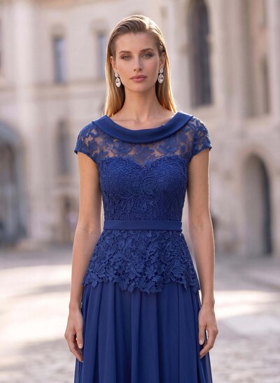 A-Line Scoop Neck Short Sleeves Tea-Length Chiffon Cocktail Dresses With Lace