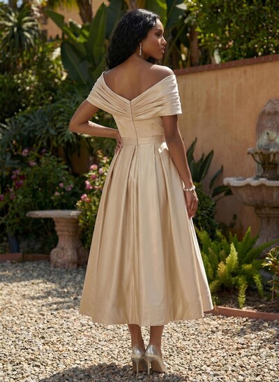 A-Line Off-The-Shoulder Sleeveless Tea-Length Cocktail Dresses
