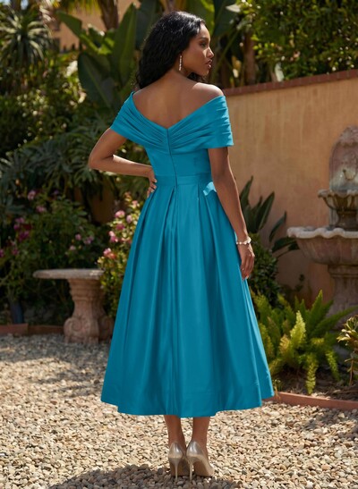 A-Line Off-The-Shoulder Sleeveless Tea-Length Cocktail Dresses