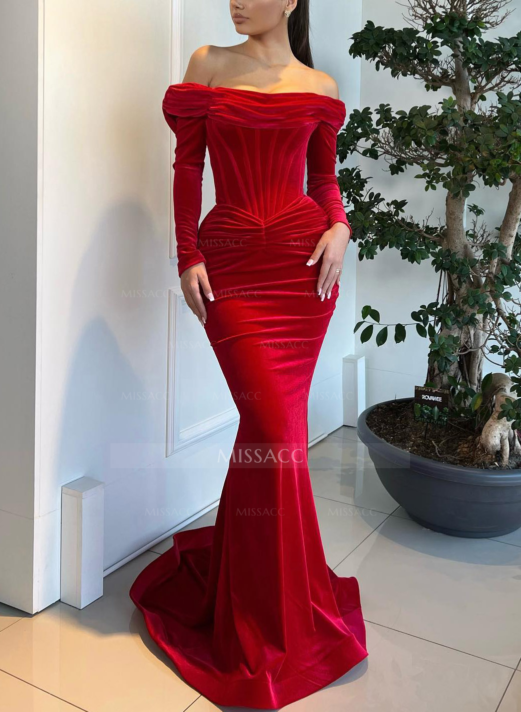 Velvet Off-The-Shoulder Long Sleeves Trumpet/Mermaid Evening Dresses