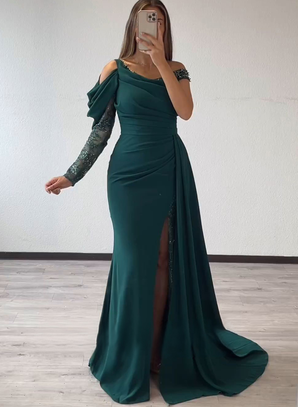 Asymmetrical Neck Long Sleeves Lace Evening Dresses