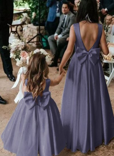 A-Line Scoop Neck Sleeveless Floor-Length Satin Flower Girl Dresses With Bow(s)