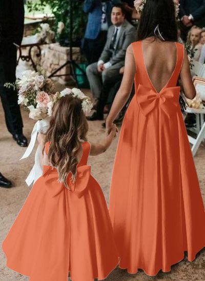 A-Line Scoop Neck Sleeveless Floor-Length Satin Flower Girl Dresses With Bow(s)