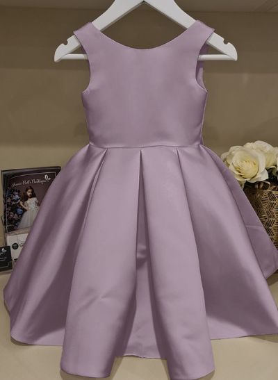 A-Line Scoop Neck Sleeveless Floor-Length Satin Flower Girl Dresses With Bow(s) A-Line Scoop Neck Sleeveless Floor-Length Satin Flower Girl Dresses With Bow(s)