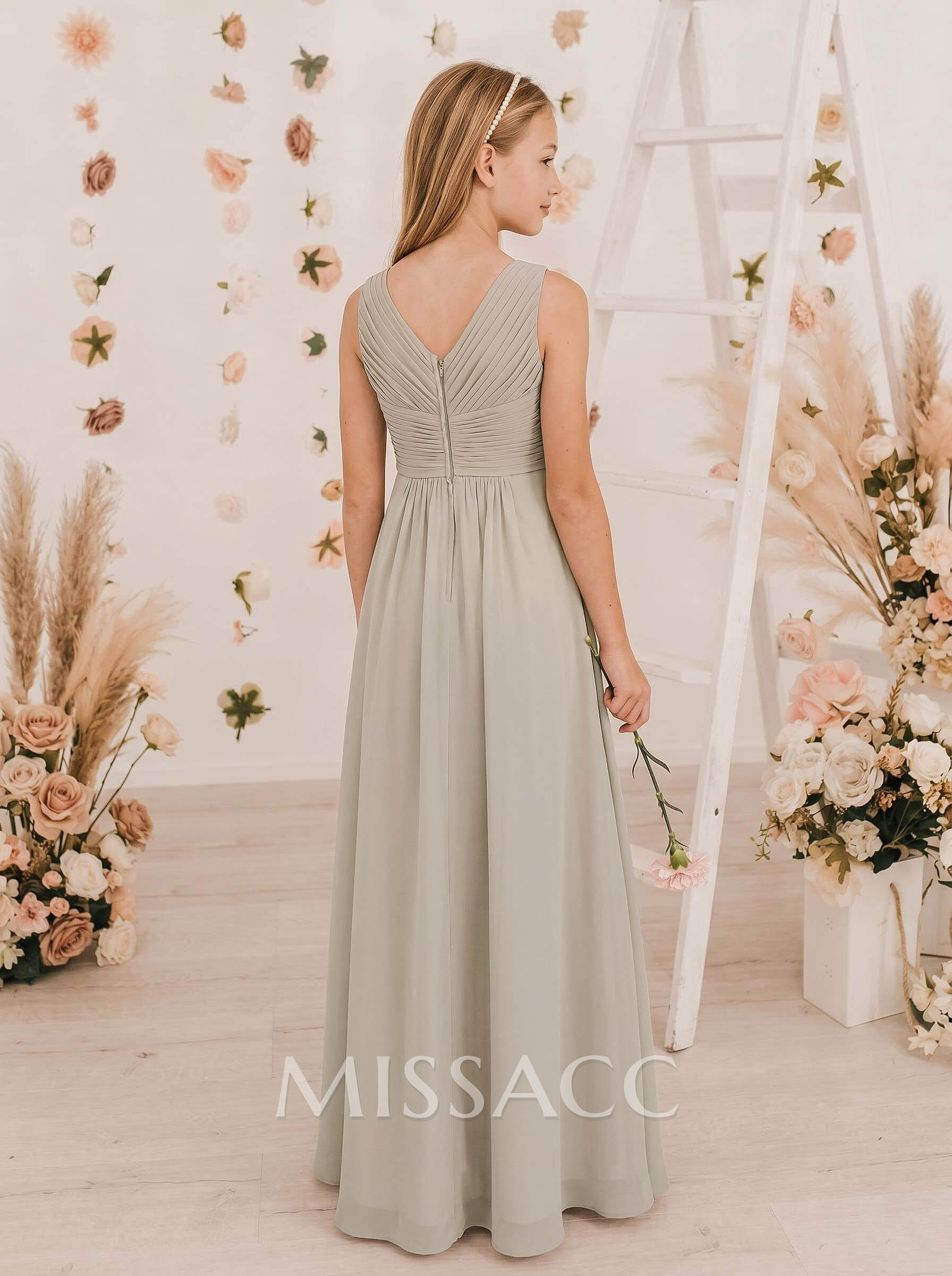 A-Line V-Neck Sleeveless Floor-Length Chiffon Junior Bridesmaid Dresses A-Line V-Neck Sleeveless Floor-Length Chiffon Junior Bridesmaid Dresses