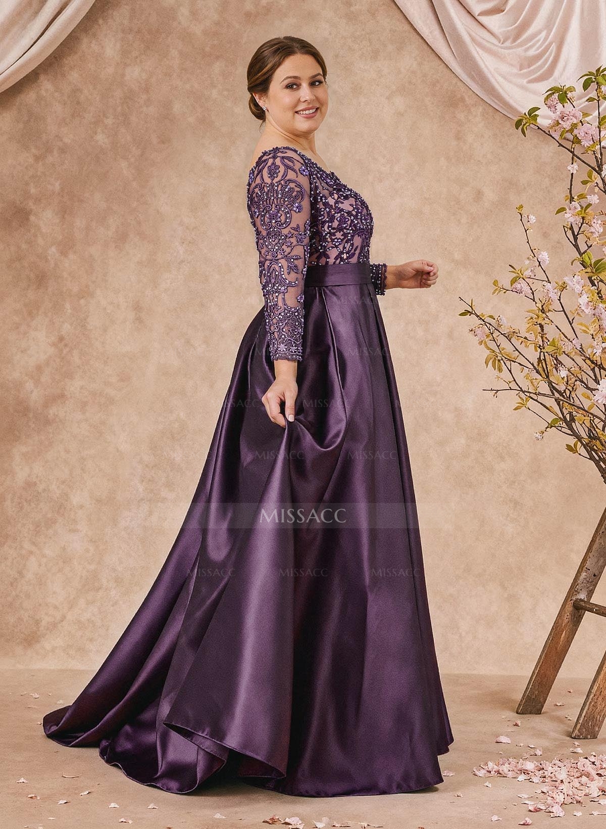 Lace V-Neck Sleeves A-Line Satin Mother Of The Bride Dresses