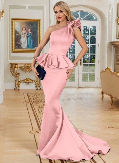 Trumpet/Mermaid One-Shoulder Satin Mother Of The Bride Dresses With Cascading Ruffles