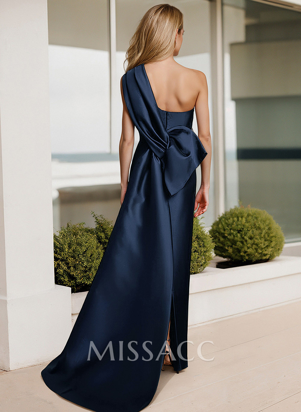 Sheath/Column One-Shoulder Sleeveless Satin Mother Of The Bride Dresses