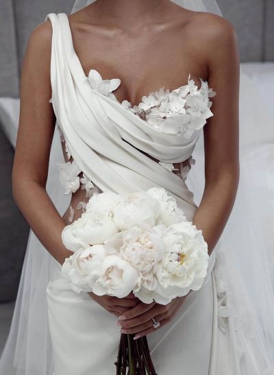 Vintage One-Shoulder Flowers Wedding Dresses With Ruffles