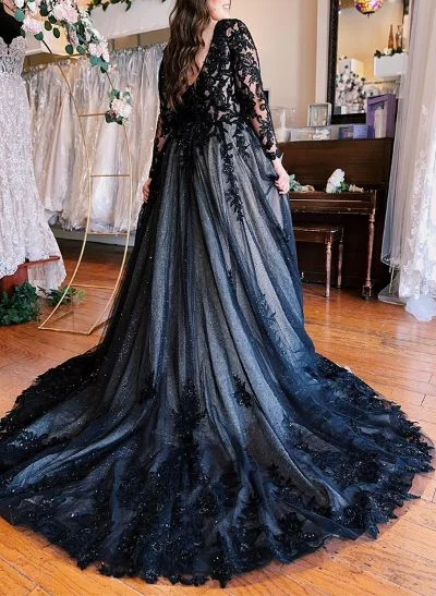 A-Line V-Neck Long Sleeves Tulle Wedding Dresses With Appliques Lace