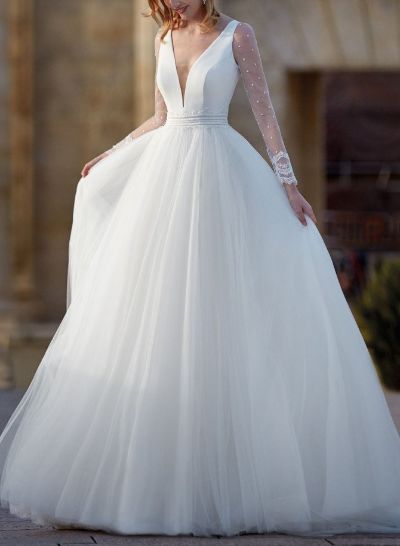 Long Sleeves V-Neck Ball-Gown Tulle Wedding Dresses