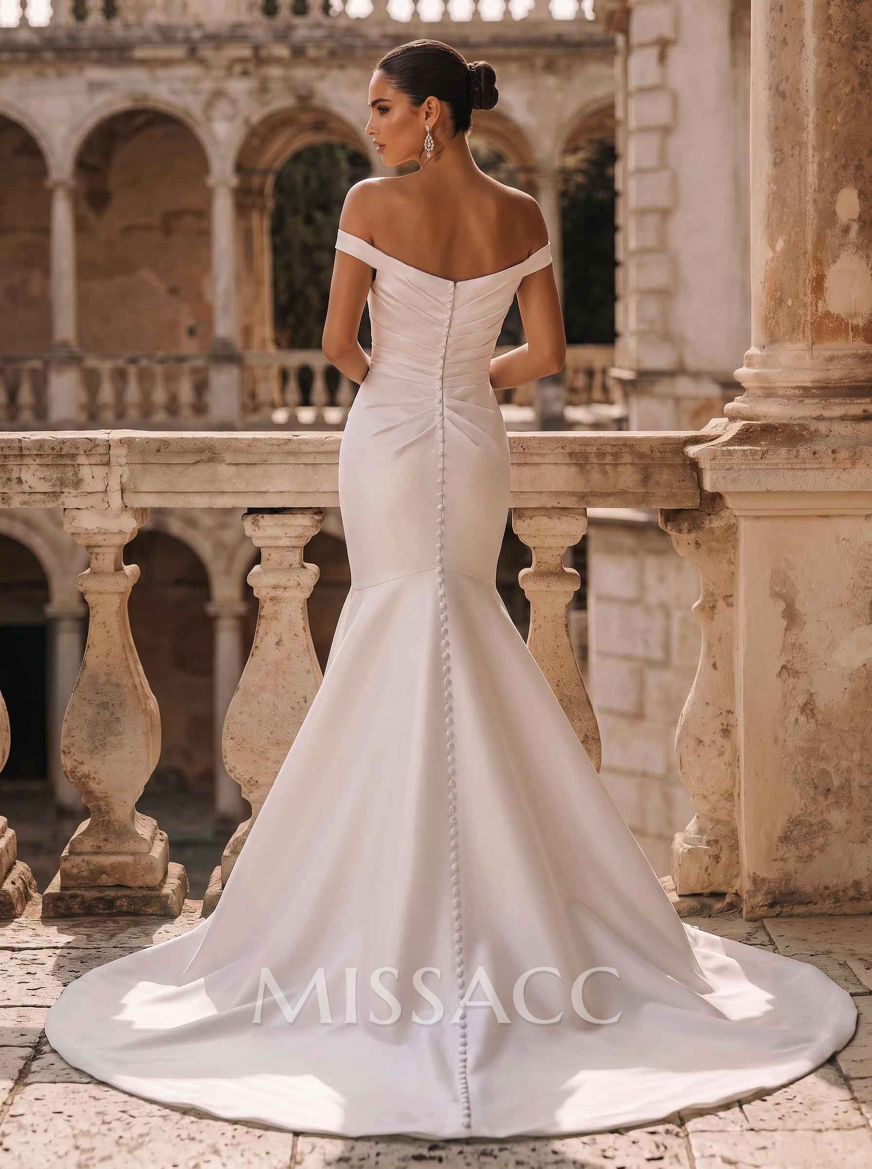 Trumpet/Mermaid Off-The-Shoulder Satin Wedding Dresses With Pleated