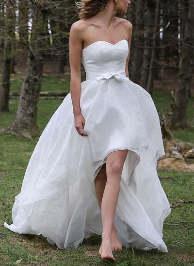 A-Line Sweetheart Sleeveless Sweep Train Wedding Dresses With Bow(s)