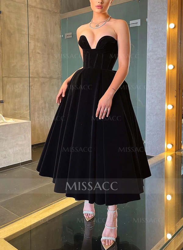 A-Line Sweetheart Sleeveless Tea-Length Velvet Cocktail Dresses