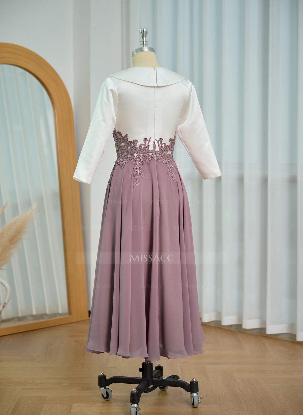 A-Line V-Neck 3/4 Sleeves Chiffon Lace Cocktail Dresses