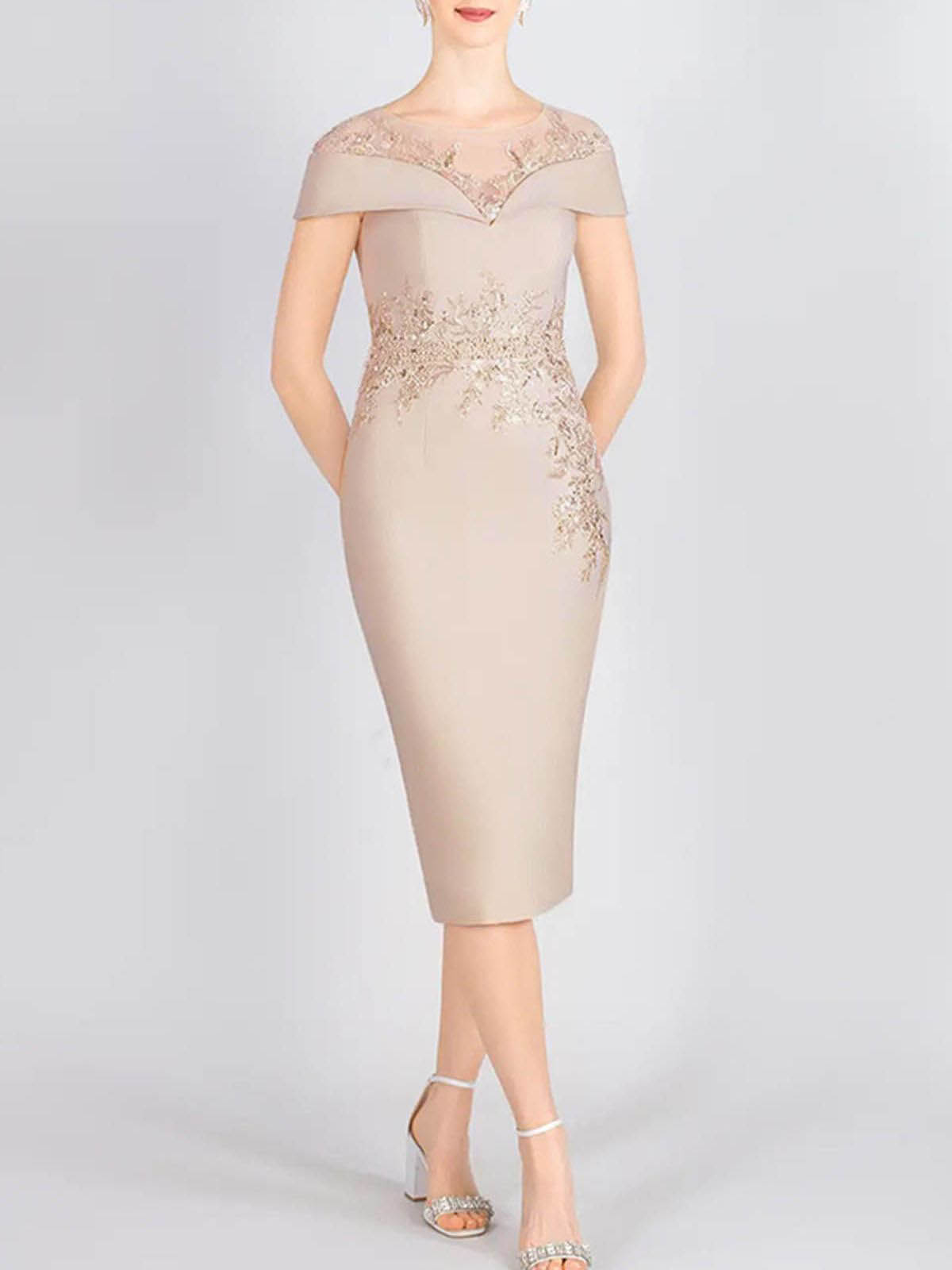 Sheath/Column Off-The-Shoulder Elastic Satin Cocktail Dresses With Appliques Lace