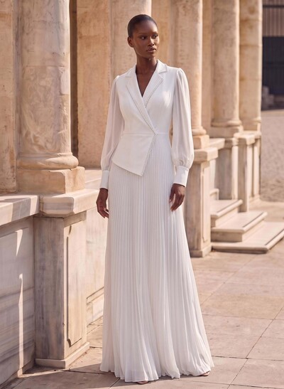 A-Line V-Neck Long Sleeves Sweep Train Chiffon Evening Dresses