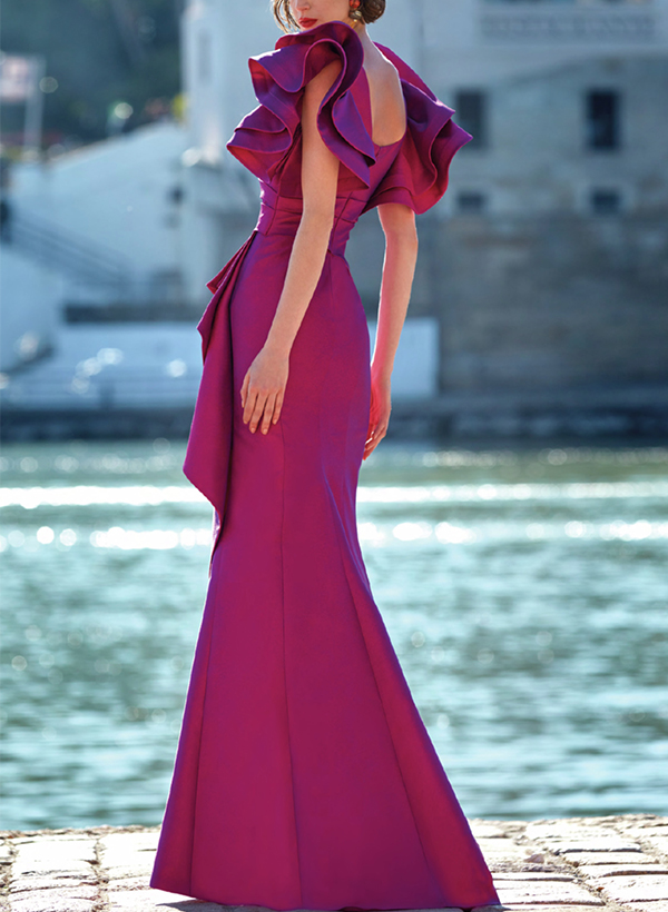 Trompeten-/Meerjungfrauenkleid Aus Satin Mit V-Ausschnitt Und Kaskadierenden Rüschen Für Die Brautmutter Trompeten-/Meerjungfrauenkleid Aus Satin Mit V-Ausschnitt Und Kaskadierenden Rüschen Für Die Brautmutter