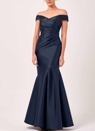 Off-The-Shoulder Trumpet/Mermaid Mother Of The Bride Dresses With Satin