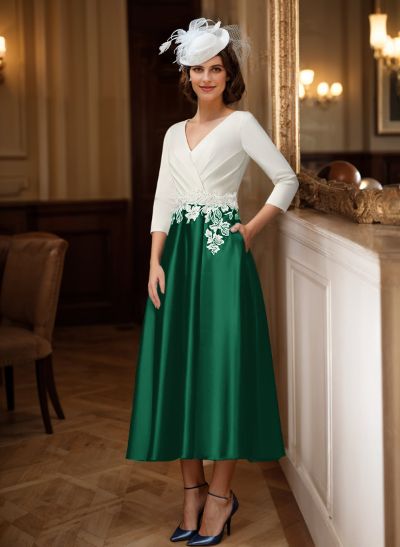 A-Line V-Neck Satin Mother Of The Bride Dresses With Appliques Lace