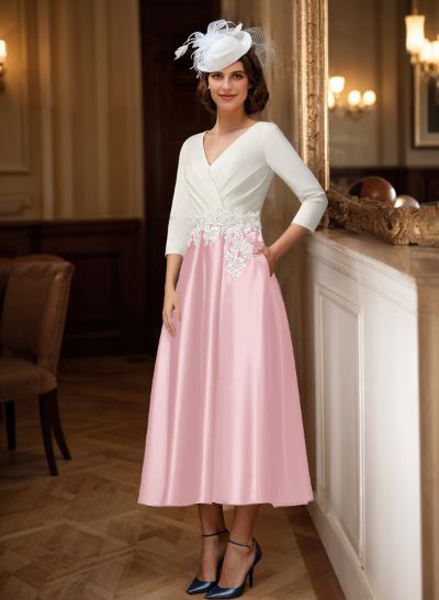 A-Line V-Neck Satin Mother Of The Bride Dresses With Appliques Lace