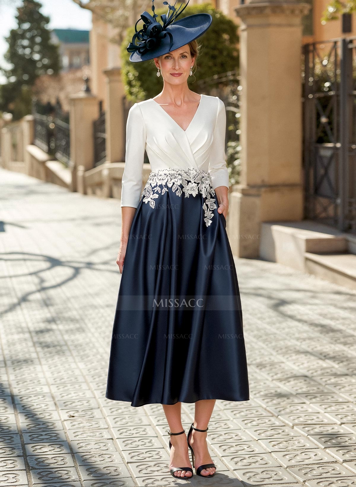A-Line V-Neck Satin Mother Of The Bride Dresses With Appliques Lace
