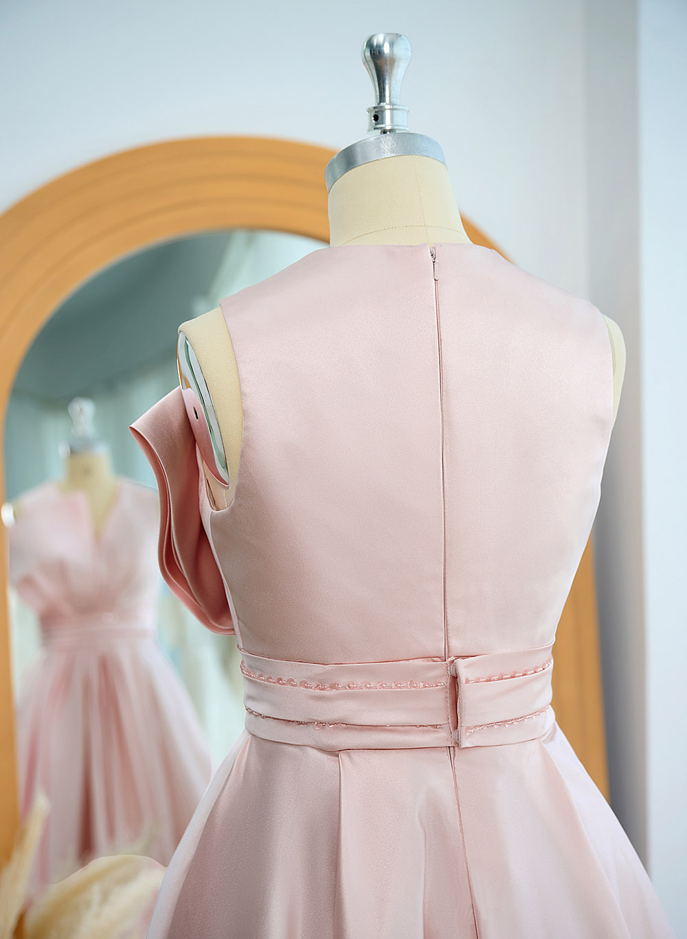 A-Line V-Neck Sleeveless Asymmetrical Taffeta Mother Of The Bride Dresses