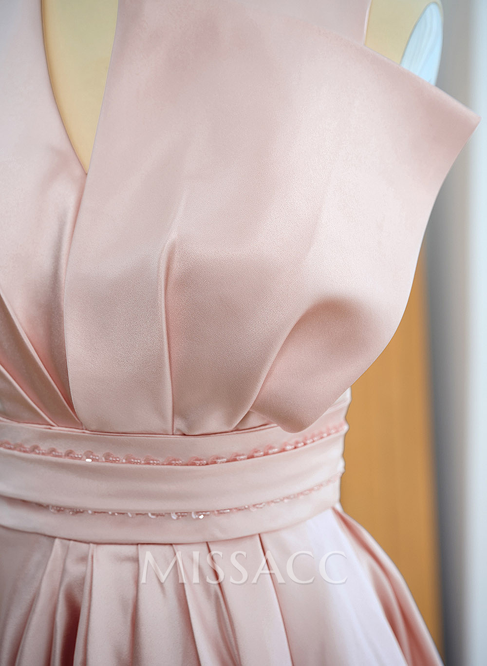 A-Line V-Neck Sleeveless Satin Asymmetrical Mother Of The Bride Dresses A-Line V-Neck Sleeveless Satin Asymmetrical Mother Of The Bride Dresses