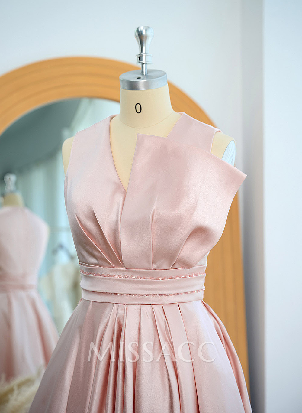 A-Line V-Neck Sleeveless Satin Asymmetrical Mother Of The Bride Dresses A-Line V-Neck Sleeveless Satin Asymmetrical Mother Of The Bride Dresses