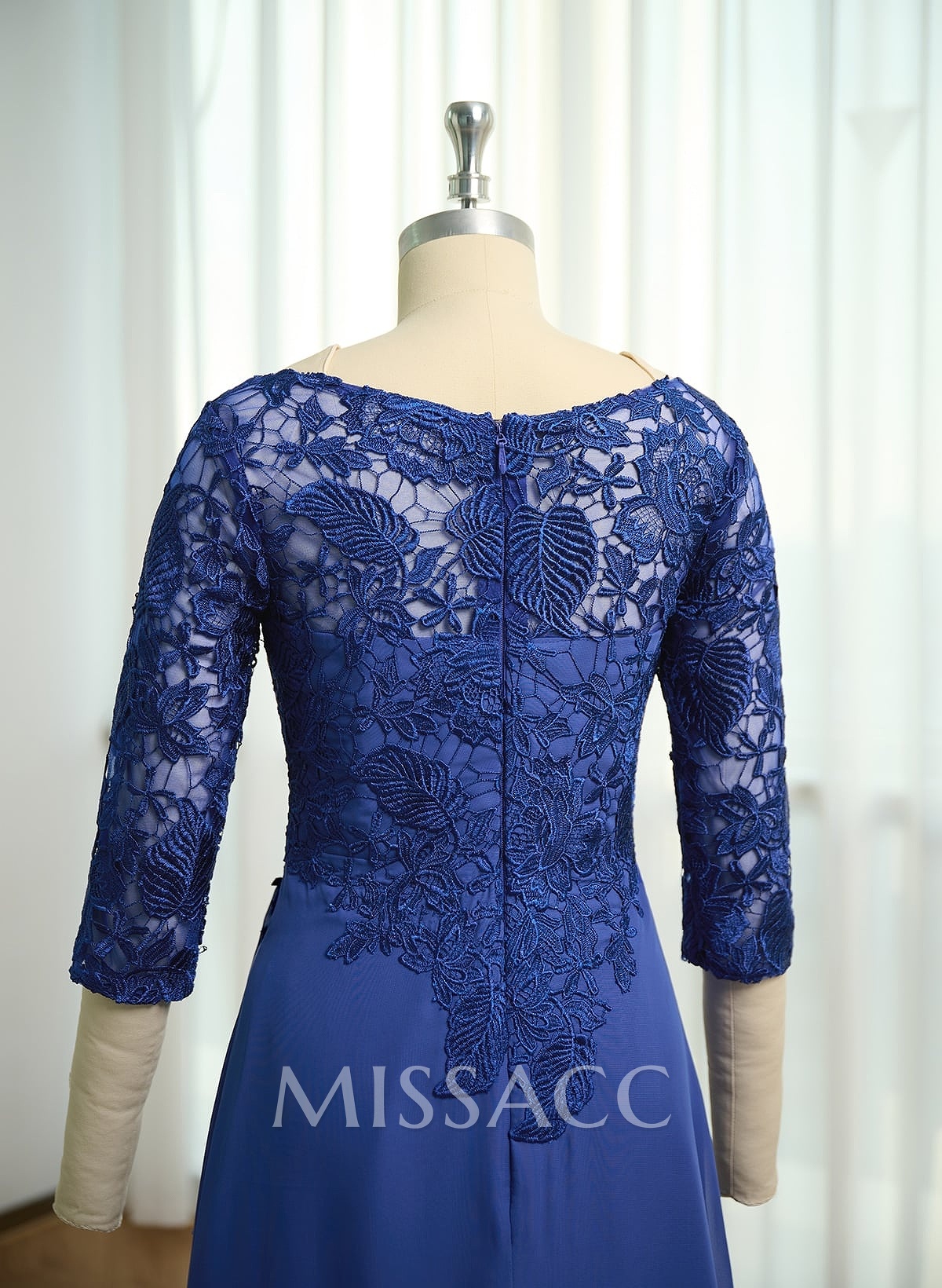Scoop Neck Chiffon Mother Of The Bride Dresses With Appliques Lace