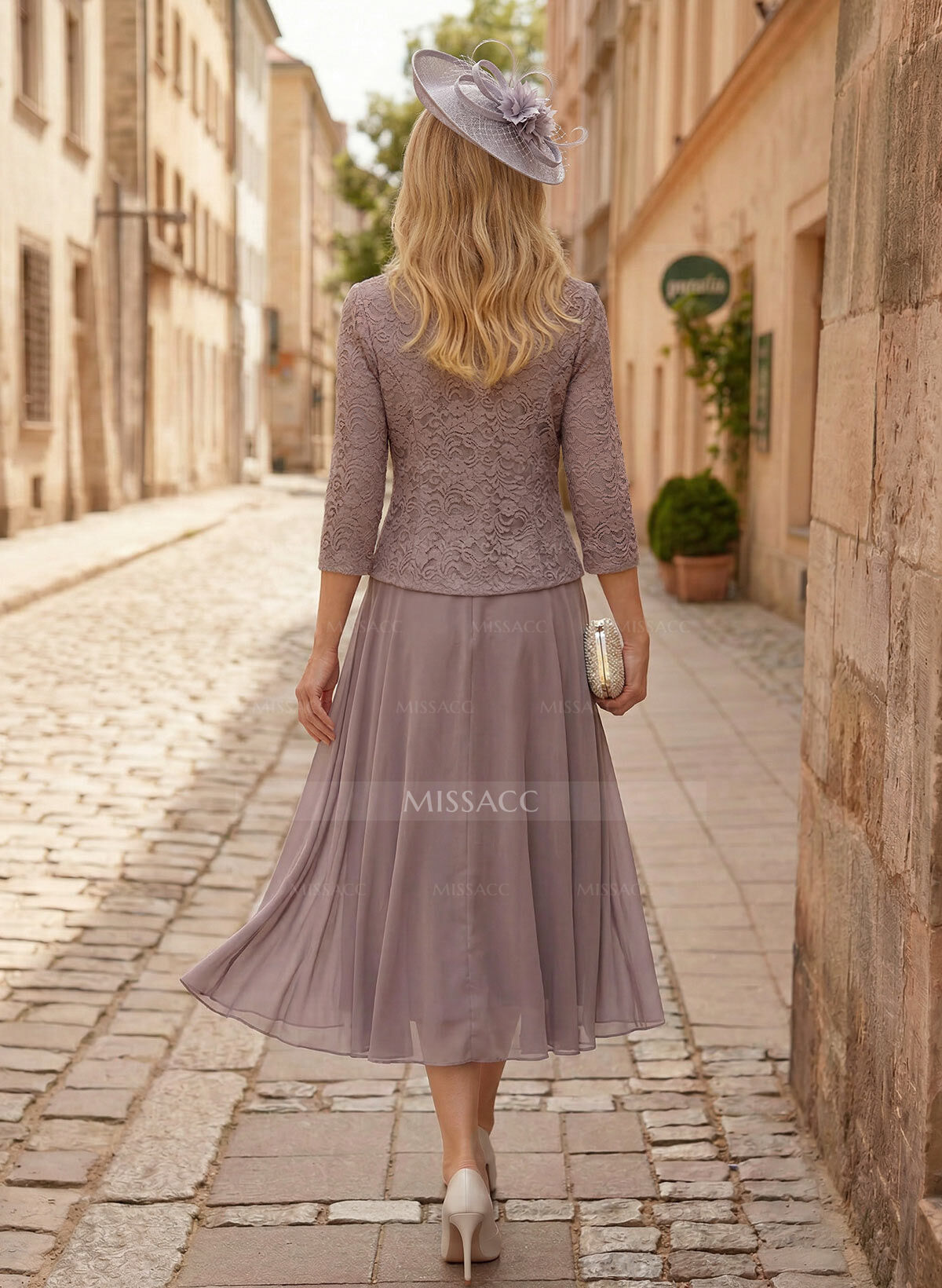A-Line Scoop Neck Chiffon Mother Of The Bride Dresses With Appliques Lace