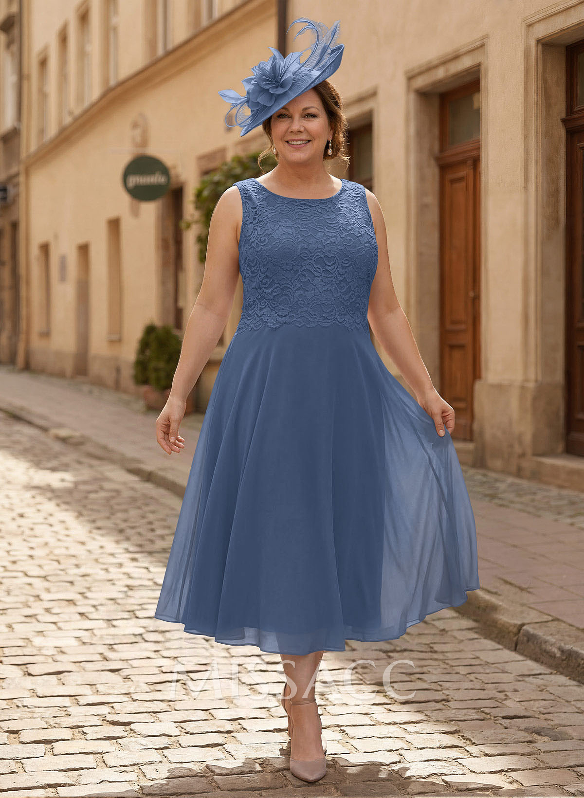 A-Line Scoop Neck Chiffon Mother Of The Bride Dresses With Appliques Lace