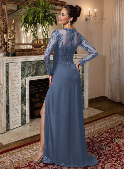 Sheath/Column V-Neck Chiffon Mother Of The Bride Dresses With Split Front