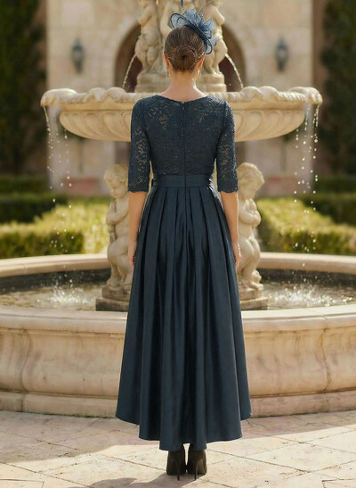 A-Line Scoop Neck 1/2 Sleeves Satin Mother Of The Bride Dresses With Lace
