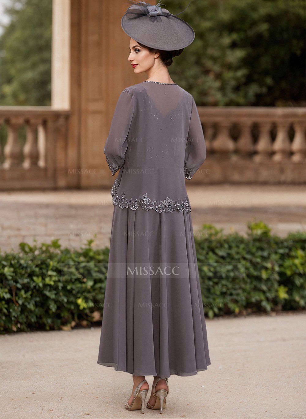 A-Line V-Neck Chiffon Mother Of The Bride Dresses With Appliques Lace