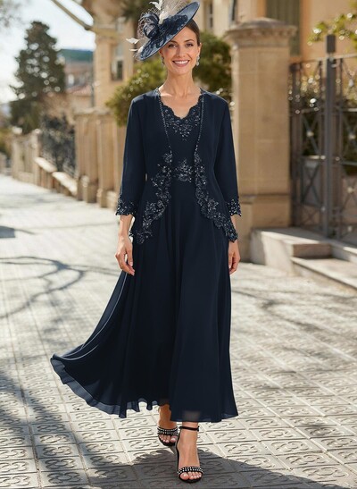 A-Line V-Neck Chiffon Mother Of The Bride Dresses With Appliques Lace