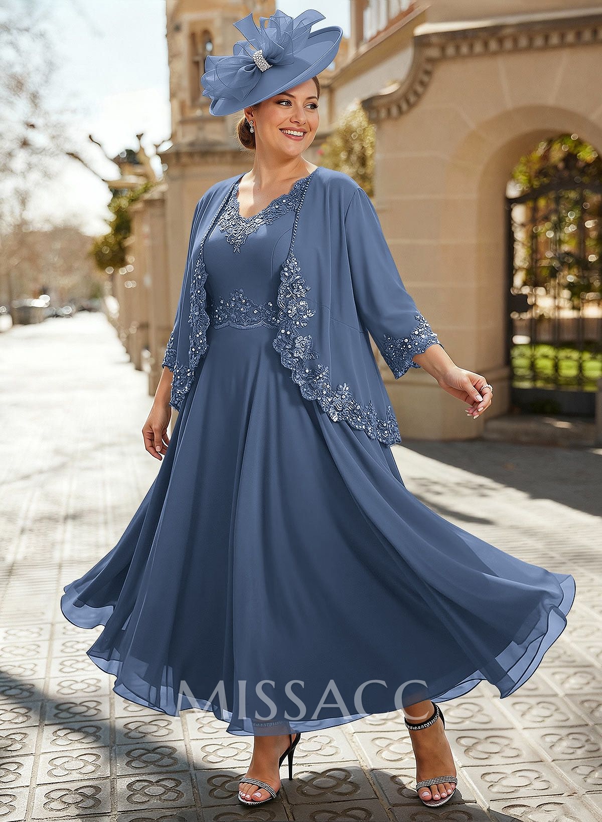 A-Line V-Neck Chiffon Mother Of The Bride Dresses With Appliques Lace