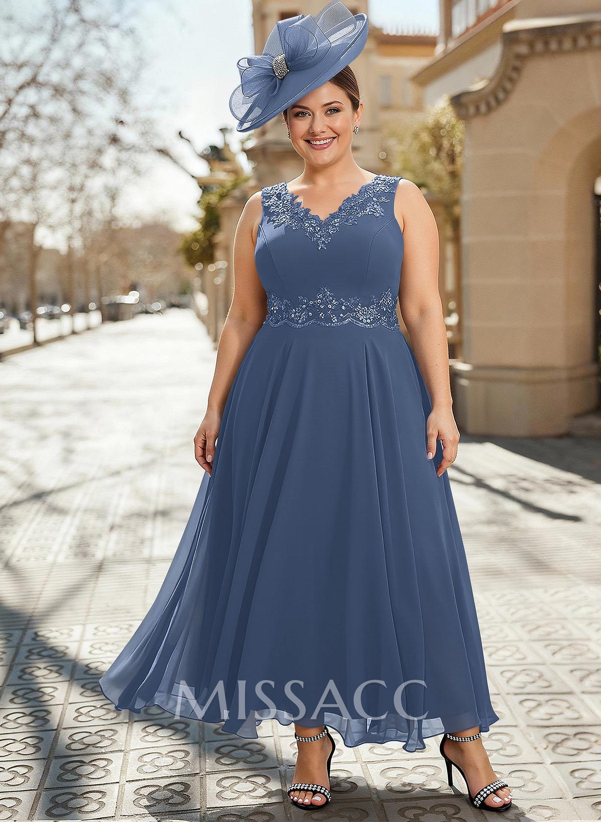 A-Line V-Neck Chiffon Mother Of The Bride Dresses With Appliques Lace