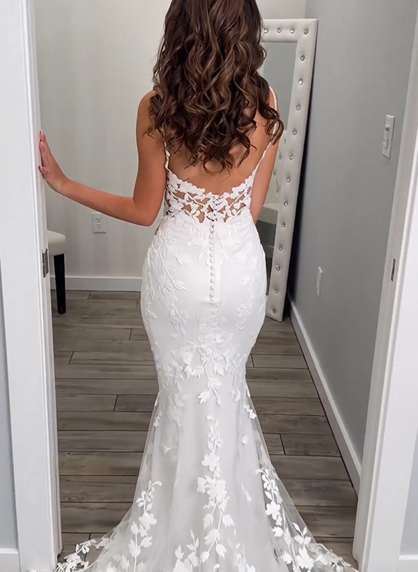 V-Neck Sleeveless Court Train Lace Wedding Dresses