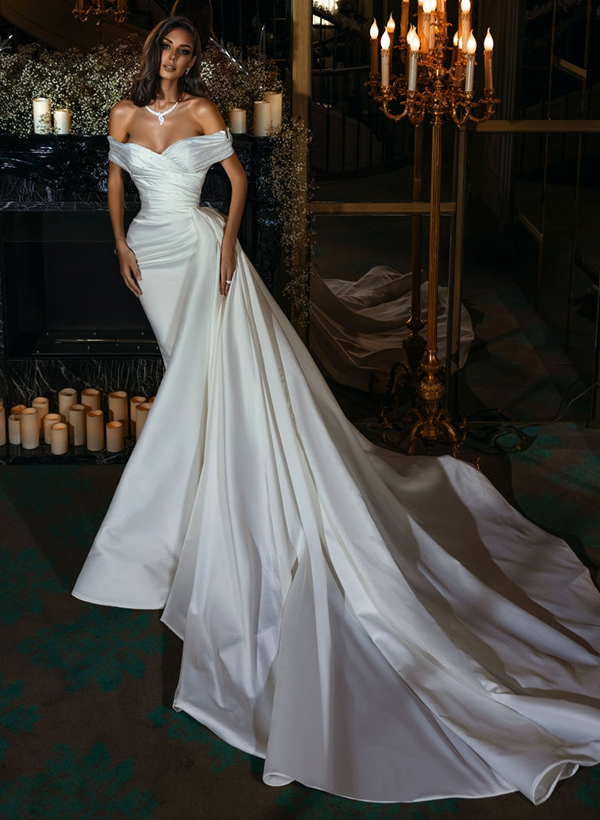 Off-The-Shoulder Sleeveless Court Train Wedding Dresses With Beading