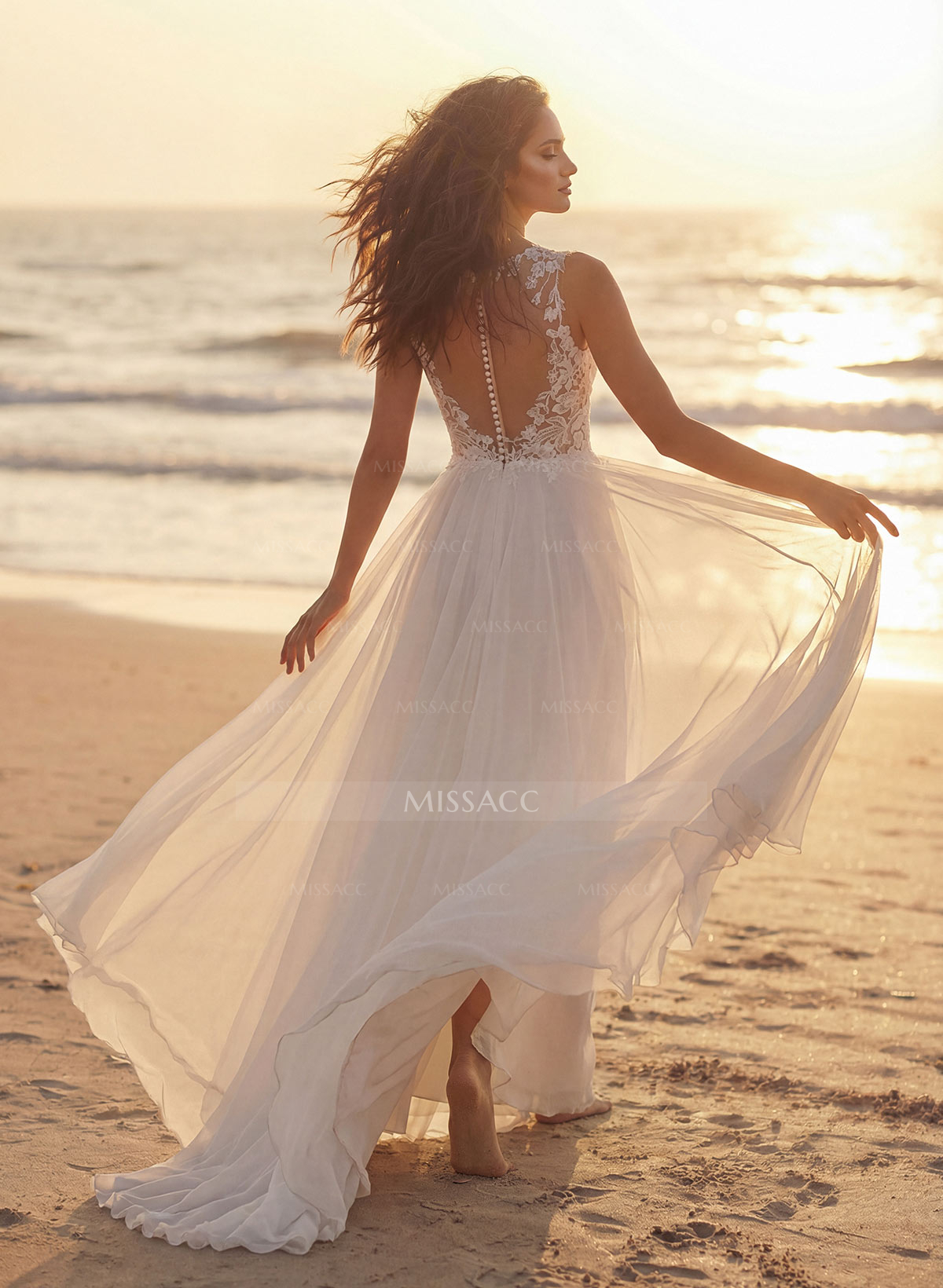 A-Line Scoop Neck Sleeveless Lace Wedding Dresses With Appliques Lace