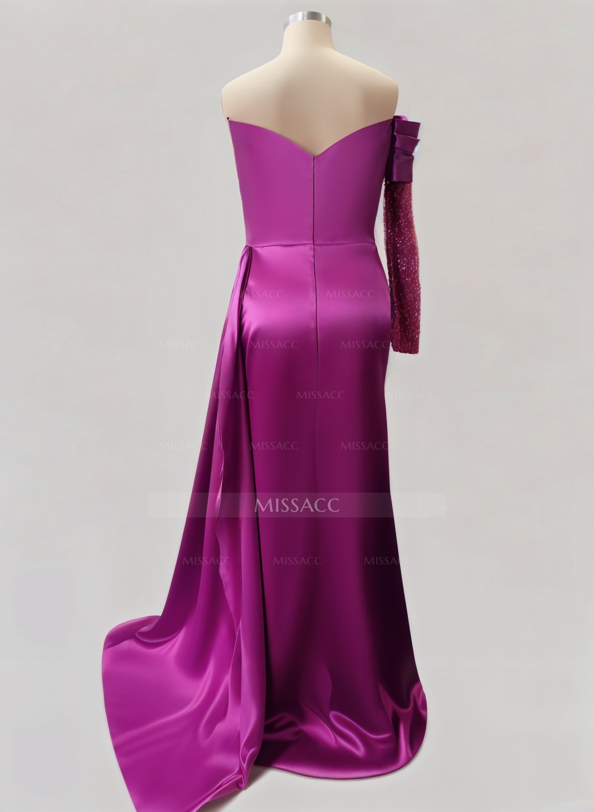 Sheath/Column One-Shoulder Long Sleeves Prom Dresses With Sequins