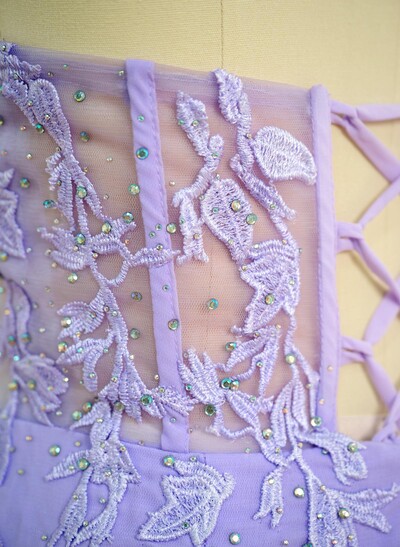 Trumpet/Mermaid Sleeveless Strapless Lace Sweep Train Prom Dress With Lace