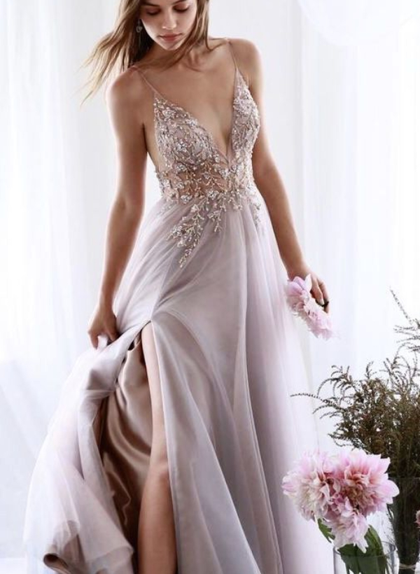 A-Line V-neck Sleeveless Tulle Floor-Length Prom Dress With Beading