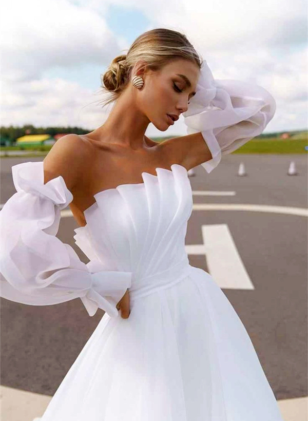 Ball-Gown Square Neckline Long Sleeves Organza Sweep Train Wedding Dress With Ruffle