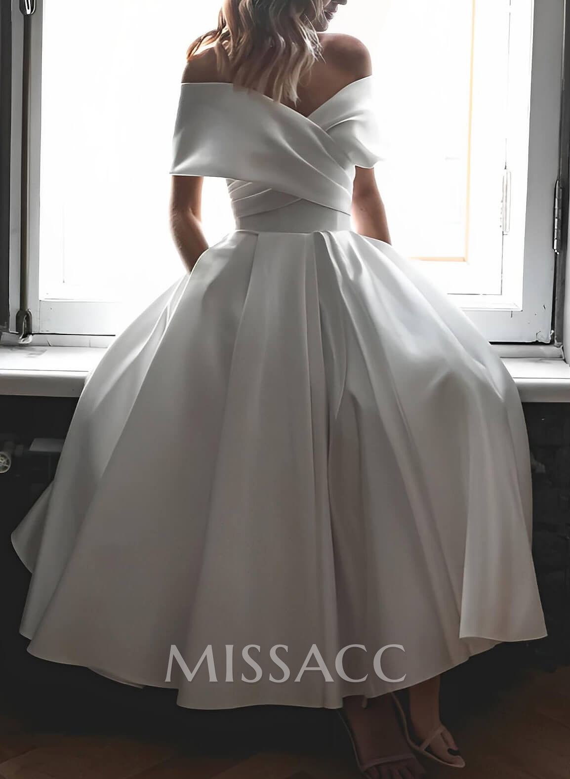 Minimalistic Ruched Off-The-Shoulder White Wedding Dress With Pockets