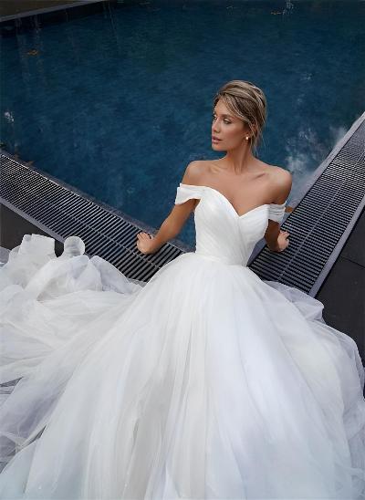 Ball-Gown Off-The-Shoulder Sleeveless Tulle Sweep Train Wedding Dress