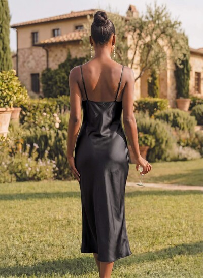 Sheath/Column Cowl Neck Sleeveless Bridesmaid Dress