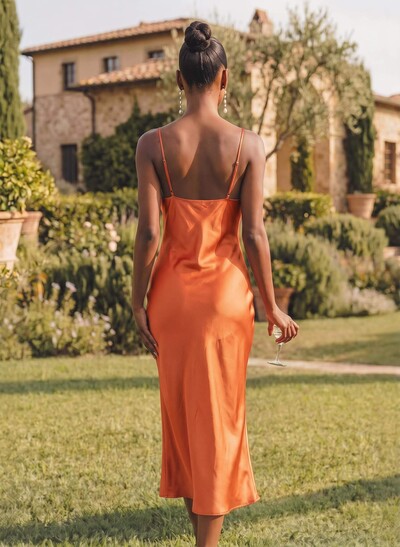 Sheath/Column Cowl Neck Sleeveless Bridesmaid Dress
