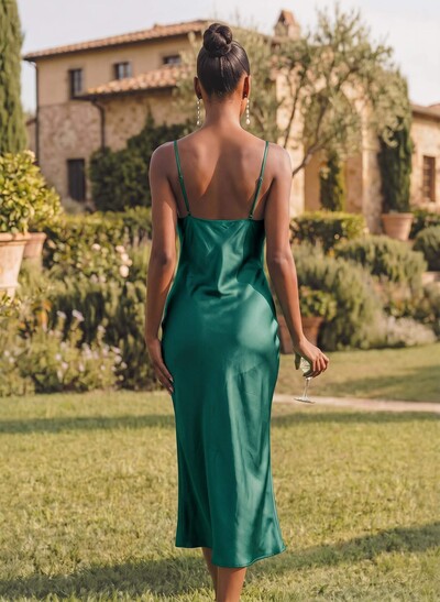 Sheath/Column Cowl Neck Sleeveless Bridesmaid Dress